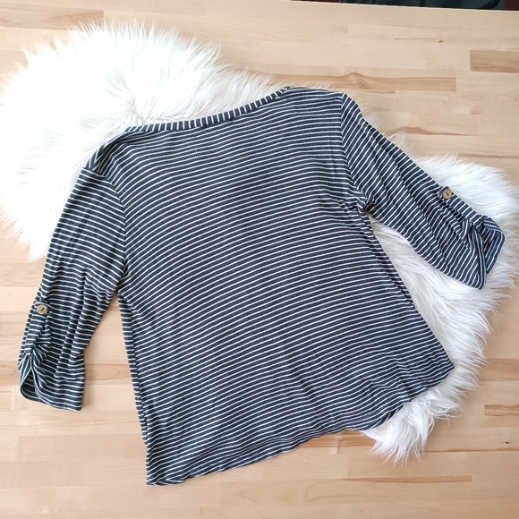 {Entro} Striped V-neck Button Front Top - Picture 4 of 5